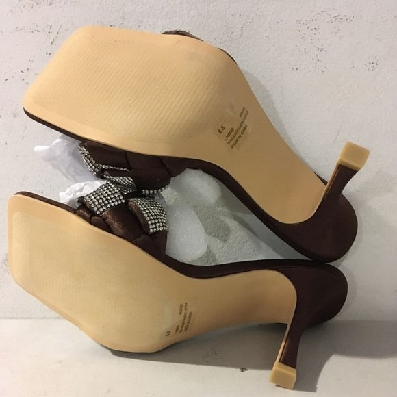 NWT CAPE ROBBIN REWIND‎ SATIN BROWN RHINESTONE HEELS 5.5 - Picture 13 of 13
